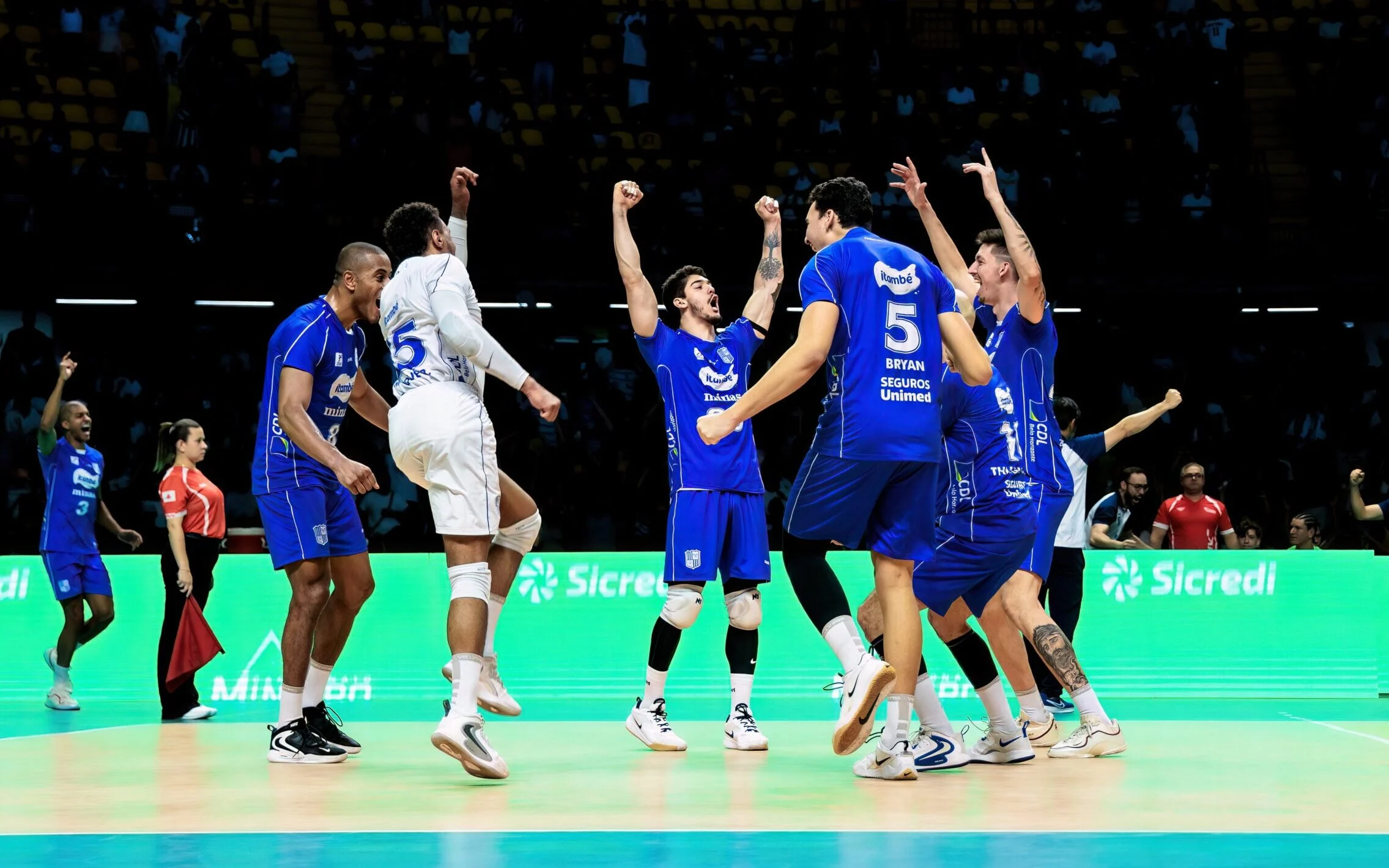 Minas conquista o Campeonato Mineiro de Vôlei após 19 anos de jejum