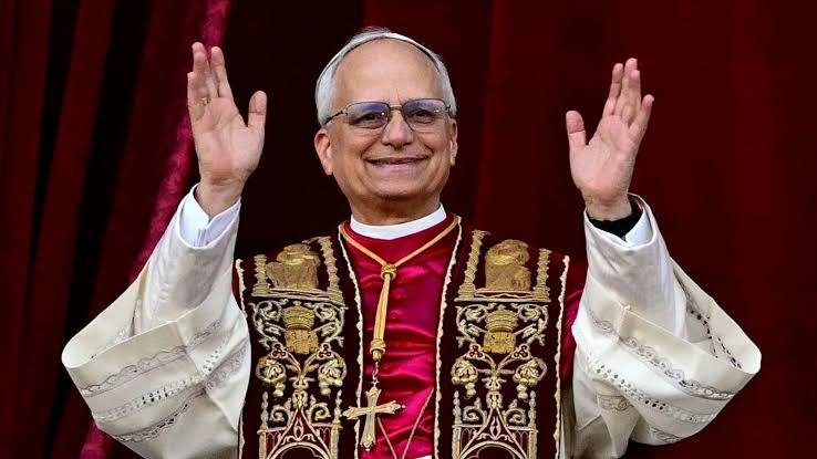 Governo argentino avalia mudar feriados pela saúde do papa León XIV
