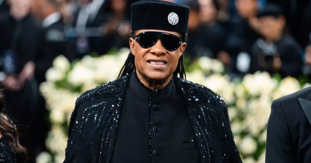 Ex-noiva de Stevie Wonder critica o cantor em meio a disputa judicial por imóvel