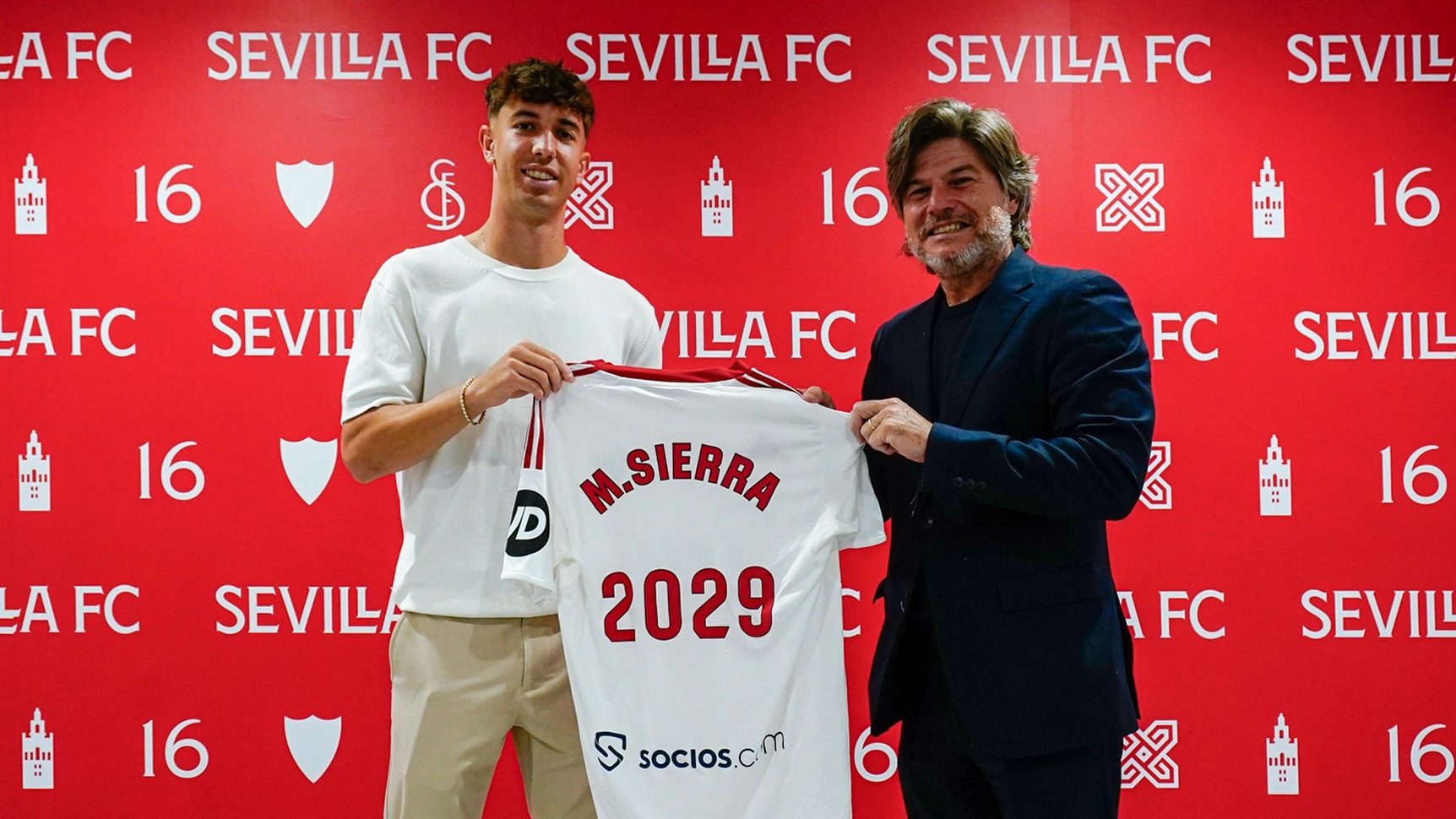 Miguel Sierra sofre luxação e desfalca o Sevilla