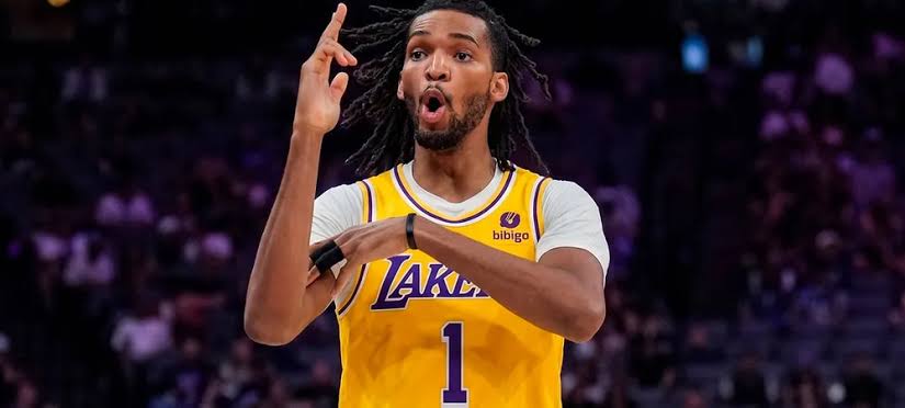 Ziaire Williams brilha na pré-temporada da NBA pelo Los Angeles Lakers
