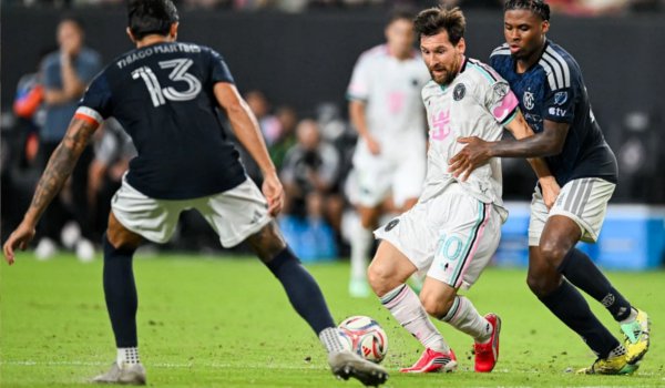 Inter Miami vence o Atlanta United por 3 a 1 com brilho de Lionel Messi