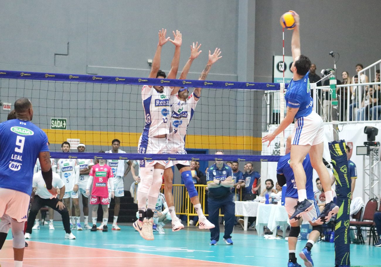 Sada Cruzeiro vence Vôlei Renata e conquista a Supercopa